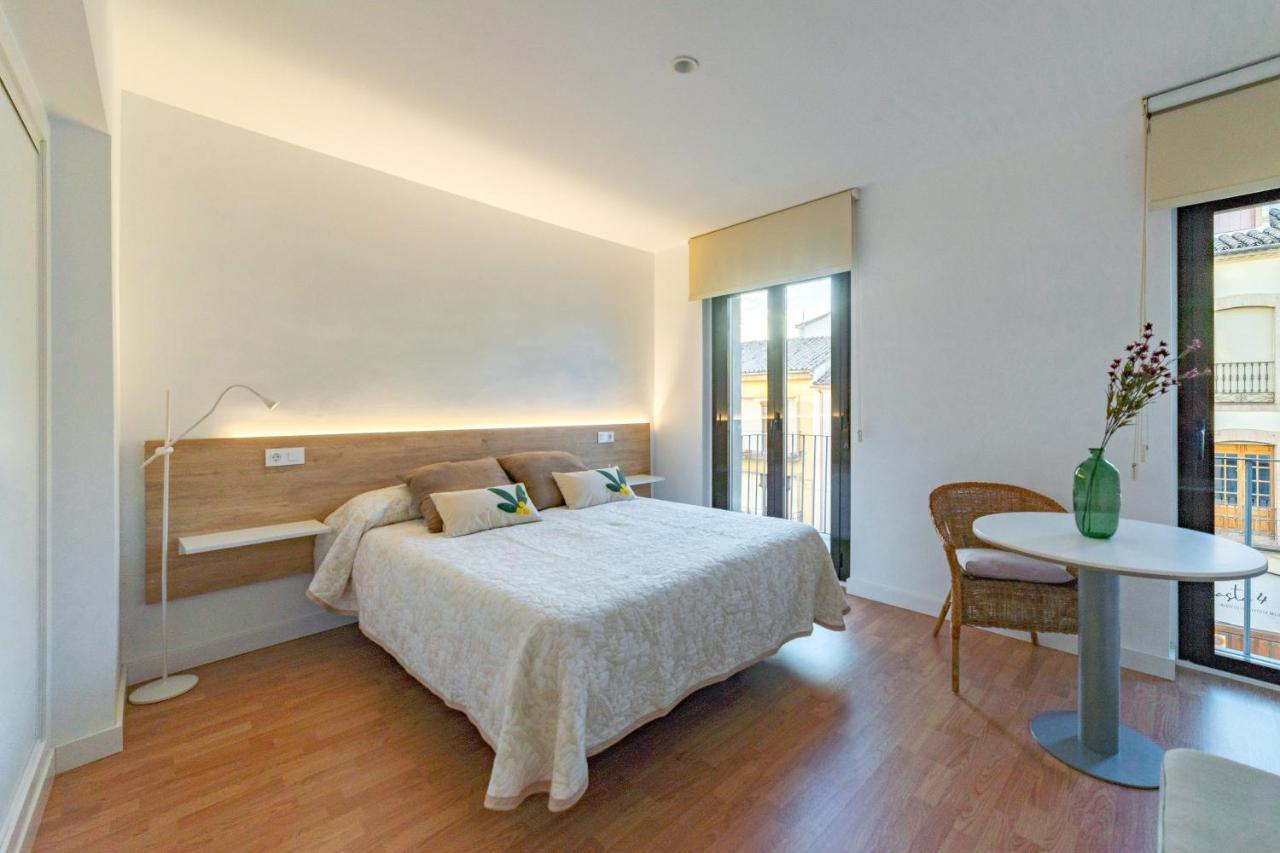 Apartamentos Turisticos Torres De Santiago Ubeda  Exterior photo